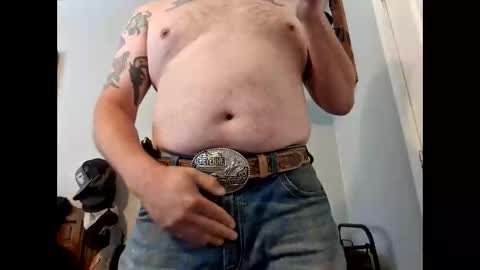 shyguycurious5 online show from November 11, 6:19 pm