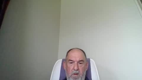 shyguytm online show from February 6, 10:53 pm