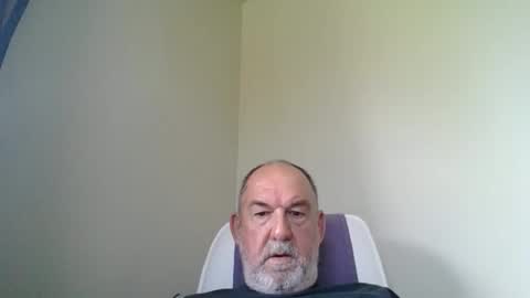 shyguytm online show from November 7, 10:10 pm