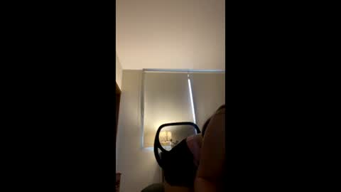 Snapshot of shylatinalove chatting on June 8, 2:17 pm shylatinalove online show from June 8, 2:17 pm