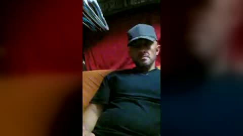Snapshot of shylom28193 chatting on July 19, 7:34 am shylom28193 online show from July 19, 7:34 am