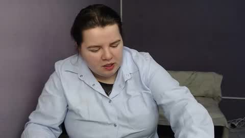 Snapshot of shyness_girl chatting on October 4, 7:50 am Bethany online show from October 4, 7:50 am