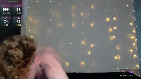 Snapshot of shyredstar chatting on January 7, 8:13 am Tom and Betty online show from January 7, 8:13 am