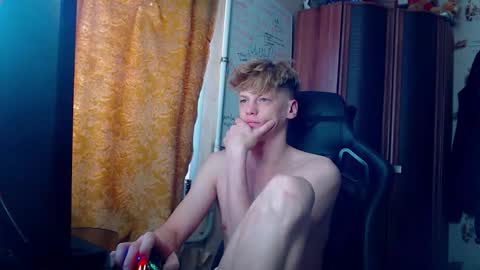 Tom and Betty online show from March 3, 6:08 am