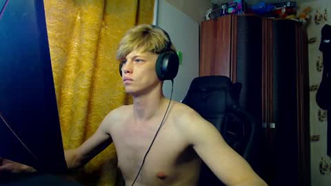 Tom and Betty online show from April 6, 4:46 am