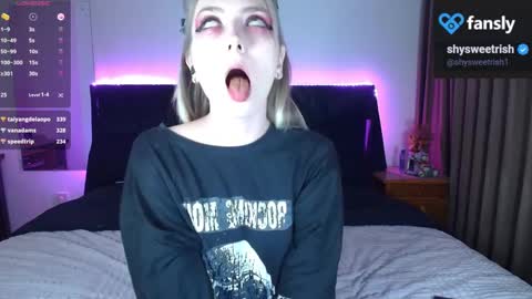 shysweetrish online show from February 26, 11:59 pm