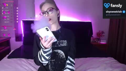 shysweetrish online show from September 13, 3:50 am