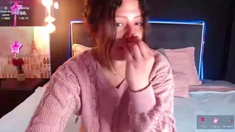 Snapshot of shyvibes_ chatting on February 2, 7:04 pm CALL ME  CHARLOTTE online show from February 2, 7:04 pm