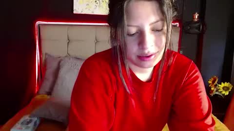 Snapshot of shyvibes_ chatting on February 5, 6:26 pm CALL ME  CHARLOTTE online show from February 5, 6:26 pm