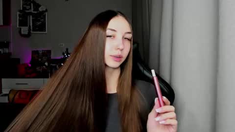 SIA online show from January 15, 2:27 am