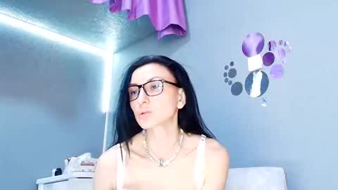Siaconna online show from June 10, 11:31 am