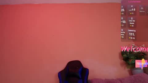 Snapshot of siaru89 chatting on November 28, 12:57 am giordana online show from November 28, 12:57 am