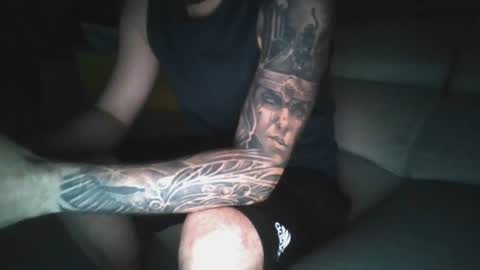 Snapshot of sick_93 chatting on June 10, 1:06 am James777 online show from June 10, 1:06 am