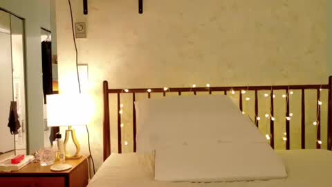 Snapshot of sicklitgirl chatting on October 13, 4:29 pm sicklitgirl online show from October 13, 4:29 pm