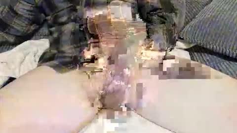 Call Me Yours online show from April 22, 4:04 am