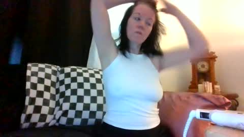 Snapshot of sidneyraee chatting on June 18, 5:39 pm Mrs. St. Patrickk online show from June 18, 5:39 pm