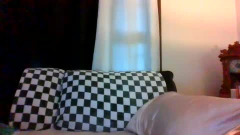 Snapshot of sidneyraee chatting on June 21, 3:47 pm Mrs. St. Patrickk online show from June 21, 3:47 pm
