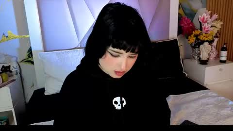 Sienna Desieree online show from April 19, 2:22 am