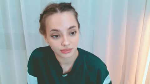 Sienna Mia online show from May 27, 4:37 pm
