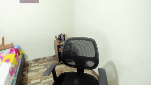 Snapshot of siennavalera chatting on October 9, 7:12 pm Sienna online show from October 9, 7:12 pm