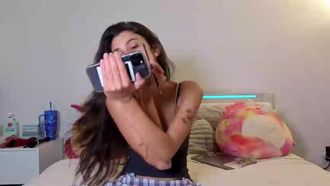 Snapshot of siensky chatting on October 12, 11:26 pm Sienna online show from October 12, 11:26 pm