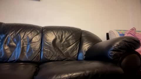 R online show from October 28, 8:18 am