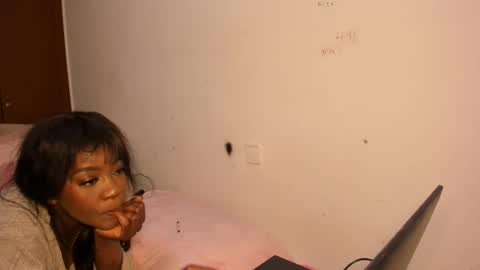 sierra_violet online show from March 25, 7:53 pm