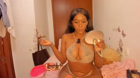 sierra_violet online show from April 8, 4:51 pm