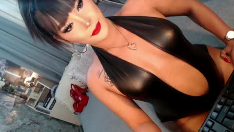 Sierrafina online show from April 20, 5:21 am