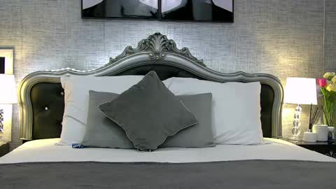 sierrakrane online show from June 3, 2:33 pm