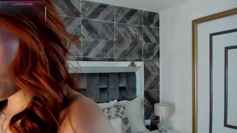 Snapshot of sierrataylor1 chatting on September 14, 11:04 pm online show from September 14, 11:04 pm