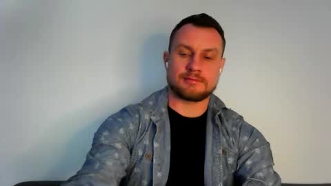 Snapshot of siggurd7one chatting on February 13, 7:52 pm Orlando online show from February 13, 7:52 pm