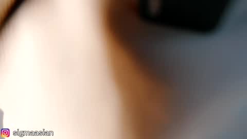 Snapshot of sigmasian chatting on December 12, 8:25 am OF instagram sigmaasian twitter sigmasian online show from December 12, 8:25 am