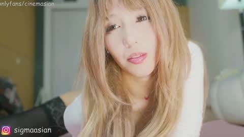 Snapshot of sigmasian chatting on January 21, 8:41 am OF instagram sigmaasian twitter sigmasian online show from January 21, 8:41 am