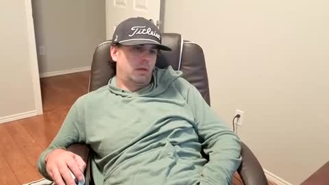 Snapshot of sigmaslayer chatting on September 10, 3:12 pm sigmaslayer online show from September 10, 3:12 pm