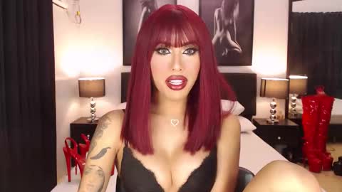 Jenny Hakenson online show from April 21, 1:42 am