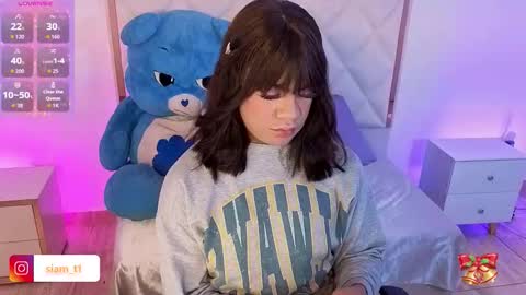 Snapshot of siiam_tay chatting on November 3, 3:52 am Siiam Tay online show from November 3, 3:52 am