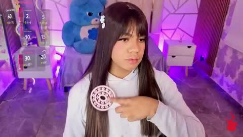 Snapshot of siiam_tay chatting on December 15, 3:33 am Siiam Tay online show from December 15, 3:33 am