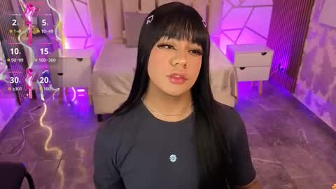 Siiam Tay online show from March 4, 3:12 am