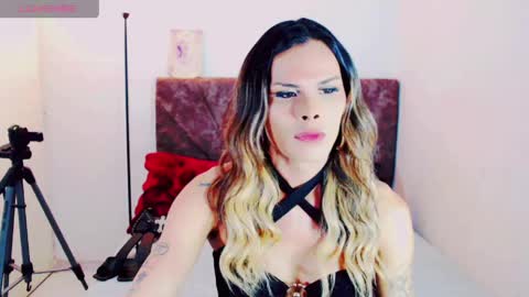 Silent angell online show from April 24, 7:05 pm