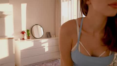 Snapshot of silent_chill chatting on September 9, 3:11 pm Chilli online show from September 9, 3:11 pm