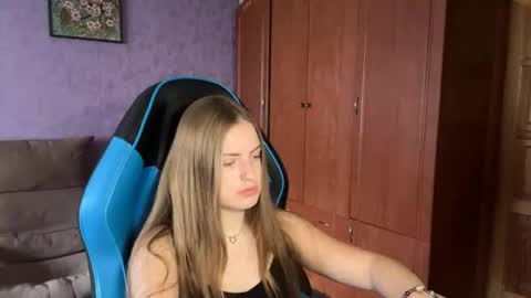 Erica online show from July 6, 8:22 am