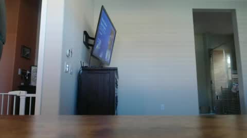 Snapshot of silkylvr chatting on June 23, 3:21 pm Silkylvr Crossdresser online show from June 23, 3:21 pm
