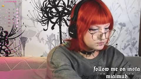 Mia online show from September 25, 8:12 pm