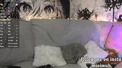 Mia online show from April 15, 9:04 pm