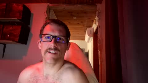 Snapshot of sillydillynewfie chatting on May 4, 7:26 am Silly Dilly Newfie online show from May 4, 7:26 am