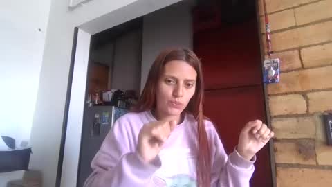 Snapshot of silvanaroberts_ chatting on June 20, 4:32 pm Rouse online show from June 20, 4:32 pm