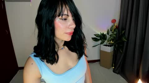 Snapshot of silvanna_moore chatting on May 29, 9:35 pm Silvanna online show from May 29, 9:35 pm