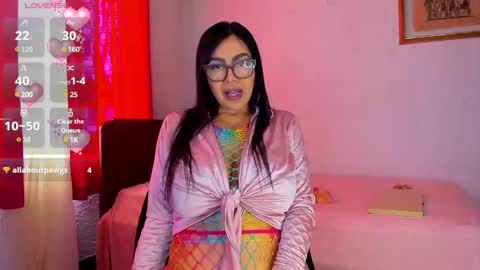 Snapshot of silver__love chatting on December 16, 5:00 pm Silver online show from December 16, 5:00 pm