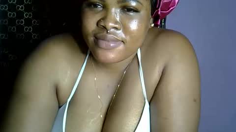 Snapshot of silver_baby06 chatting on October 26, 12:55 pm silver baby06 online show from October 26, 12:55 pm